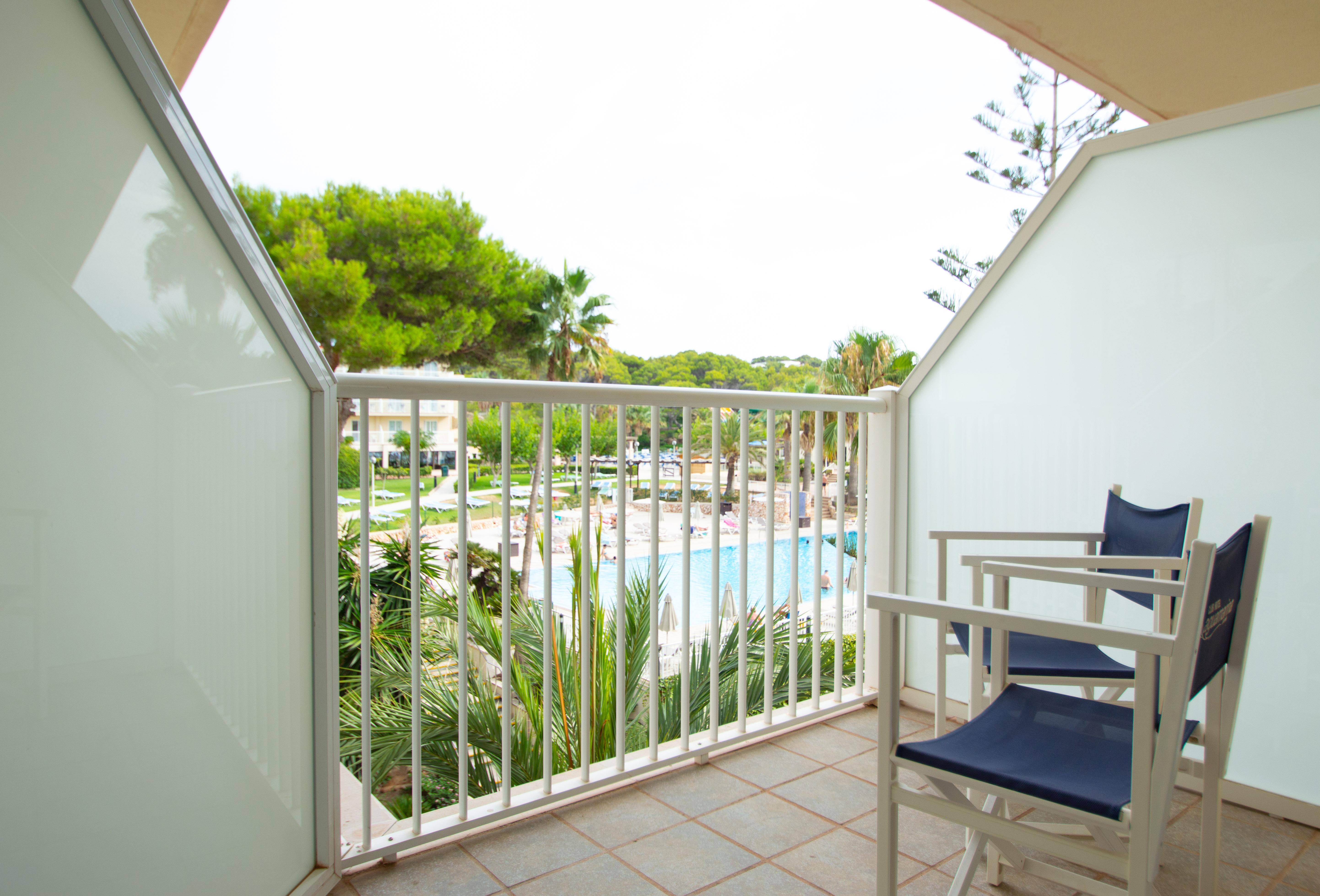 Club Hotel Aguamarina Arenal d'en Castell Exterior foto